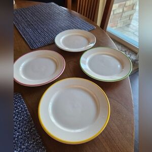 Ser Of 4 Pastel Rimmed 6 Inch Dessert/Bread Plates
